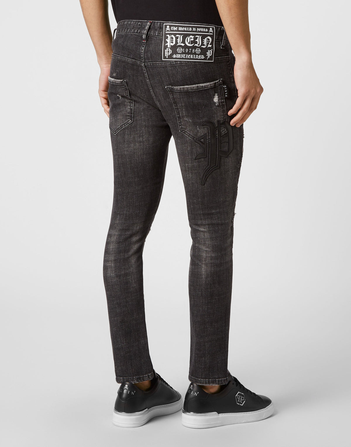 Philipp Plein｜Denim Trousers Skinny Fit Skull&Bones Full Metal Men's Jeans