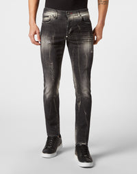 Philipp Plein｜Denim Trousers Super Straight Cut Fit Skull&Bones Amangiri Grey Men's Jeans