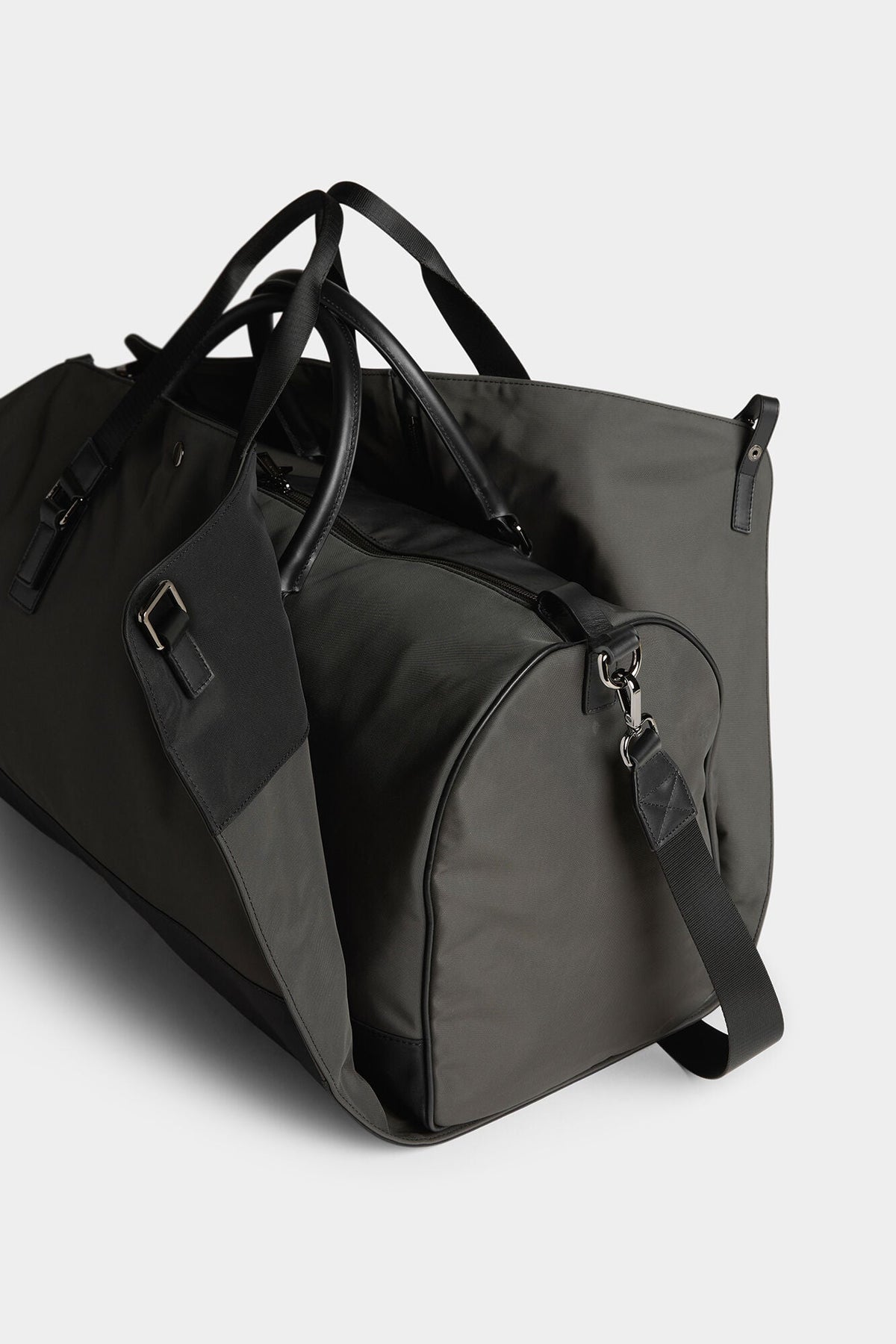 DSQUARED2｜URBAN 2 IN 1 DUFFLE BAG Men's Bag