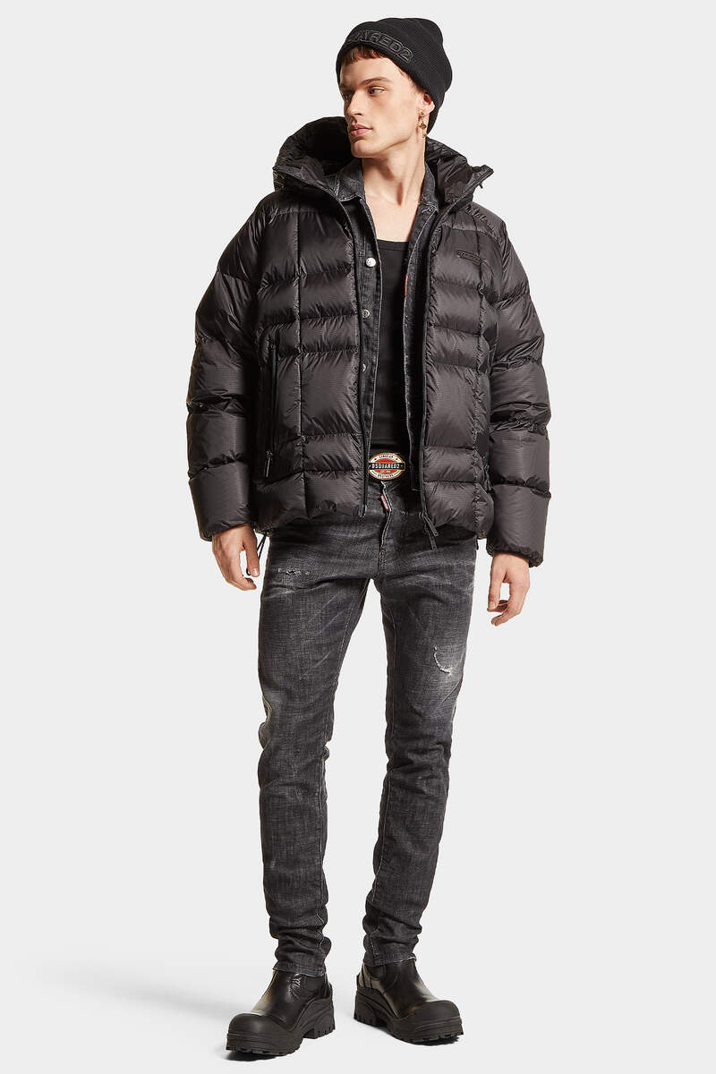DSQUARED2｜BLACK EASY WASH COOL GUY JEANS Men's Jeans